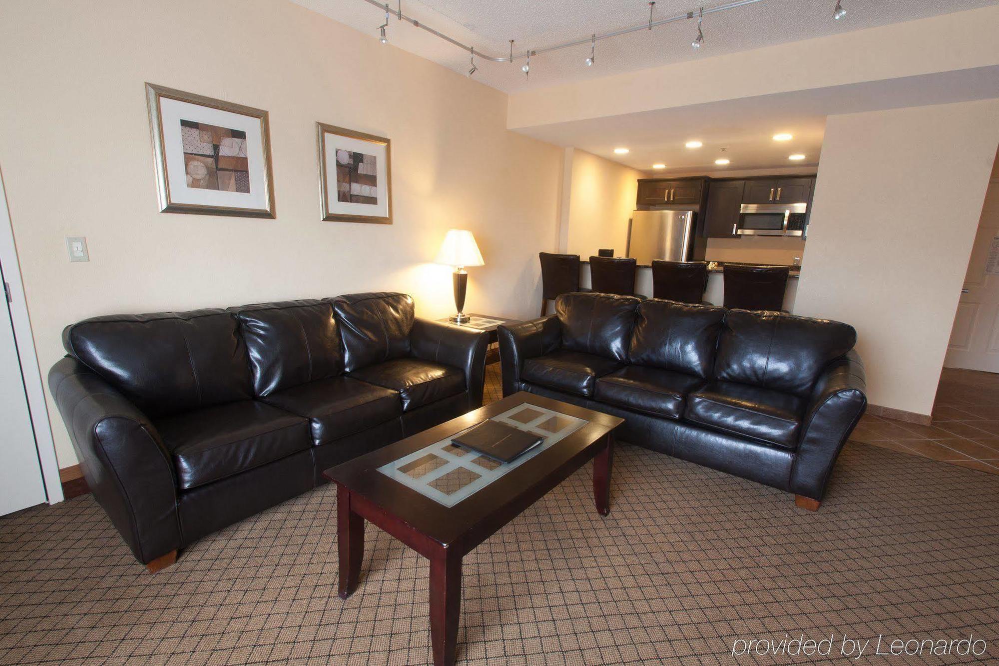 Delta Hotels by Marriott Huntington Mall Barboursville Exteriör bild