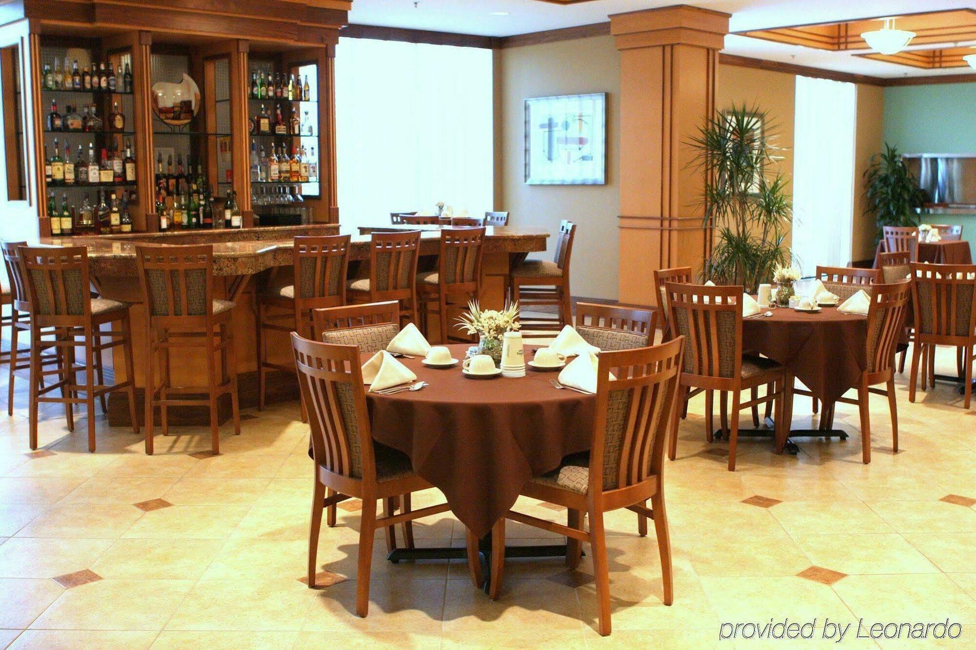 Delta Hotels by Marriott Huntington Mall Barboursville Exteriör bild