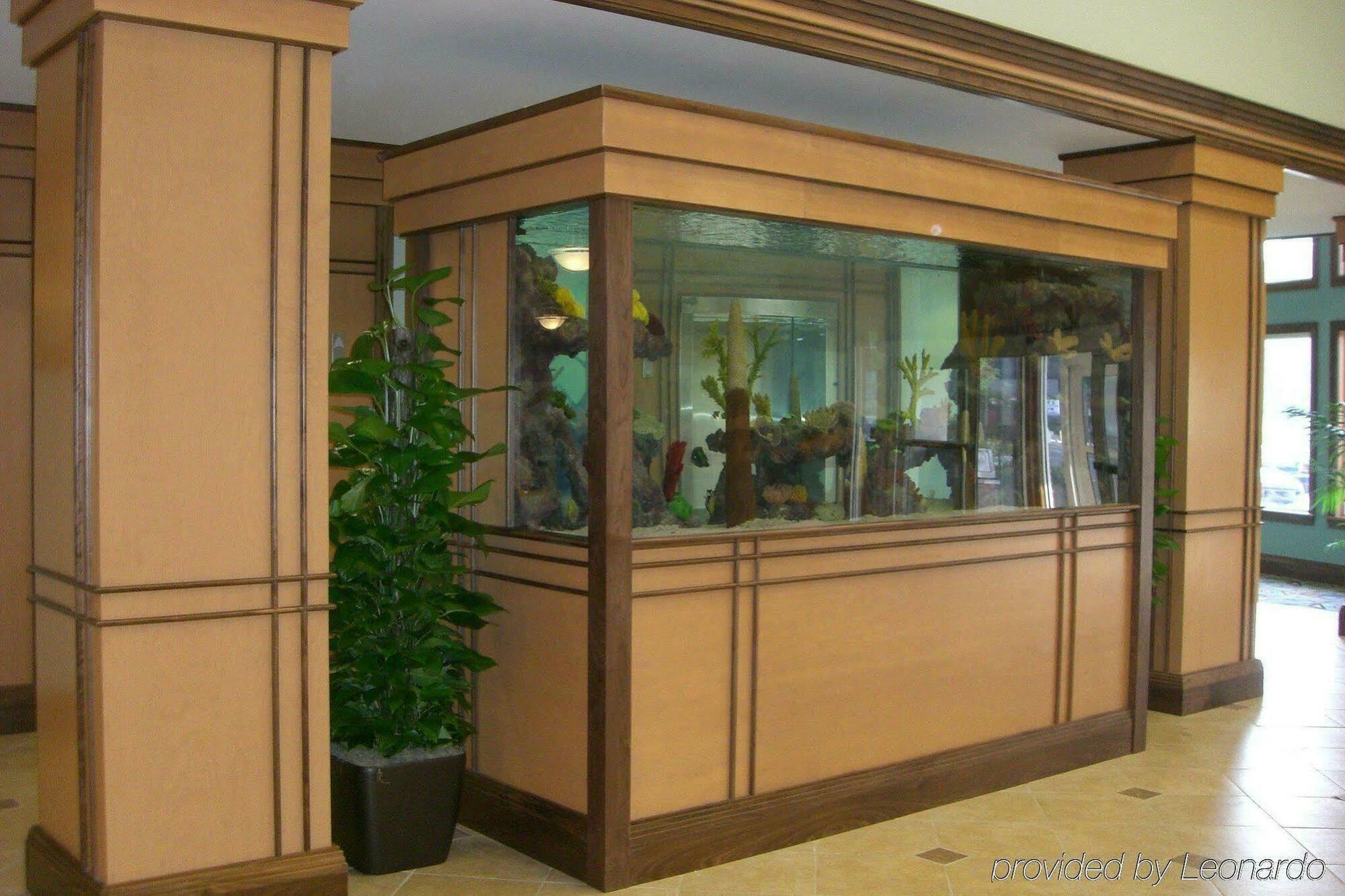 Delta Hotels by Marriott Huntington Mall Barboursville Exteriör bild