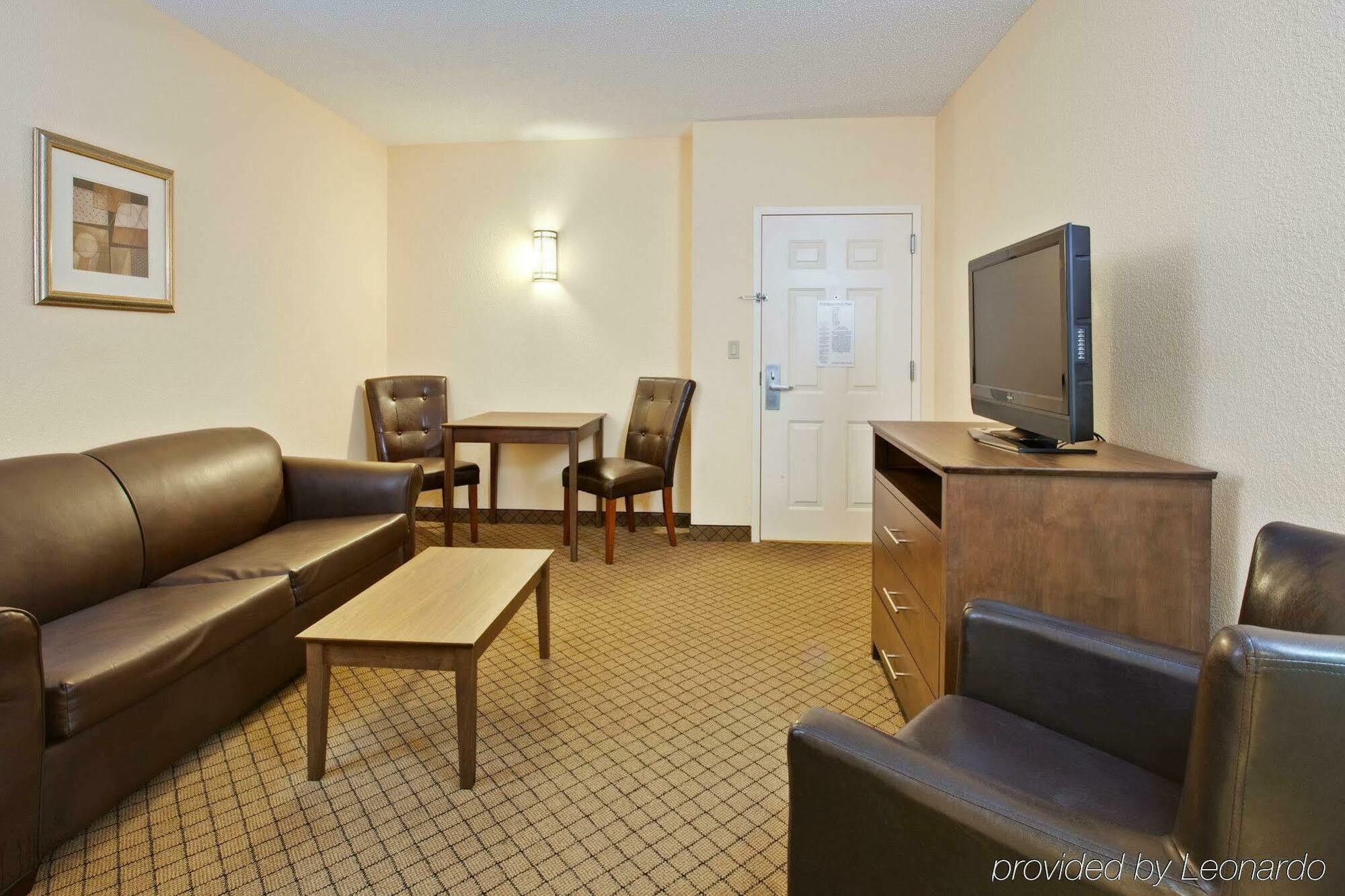 Delta Hotels by Marriott Huntington Mall Barboursville Exteriör bild
